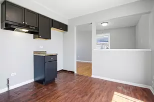 16544 Prairie Ave, South Holland, IL 60473 - Photo 9