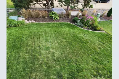 2739 Arrowhead Drive, Bloomington, IL 61704 - Photo 37