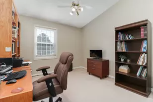 2739 Arrowhead Dr, Bloomington, IL 61704 - Photo 23