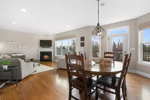 229 Grant St, Downers Grove, IL 60515 - Photo 3