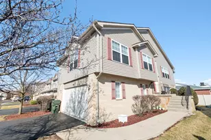 6840 Oak View Ct, Oak Forest, IL 60452 - Photo 1