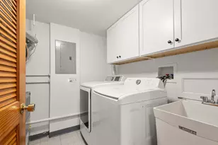 6840 Oak View Ct, Oak Forest, IL 60452 - Photo 9