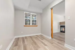 6840 Oak View Ct, Oak Forest, IL 60452 - Photo 7