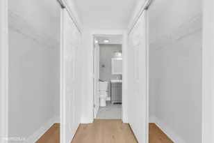 2831 S Embers Ln, Arlington Heights, IL 60005 - Photo 11