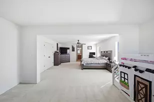 1341 S Mdw Ln, Round Lake, IL 60073 - Photo 17