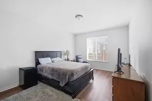 1341 S Mdw Ln, Round Lake, IL 60073 - Photo 11