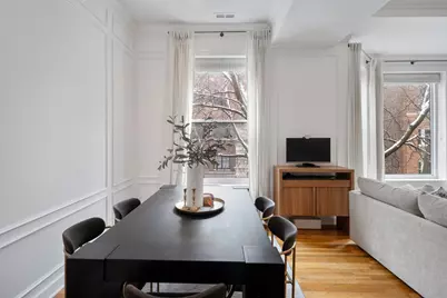 618 W Barry Avenue #2, Chicago, IL 60657 - Photo 5