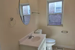 10937 S Artesian Ave, Chicago, IL 60655 - Photo 7