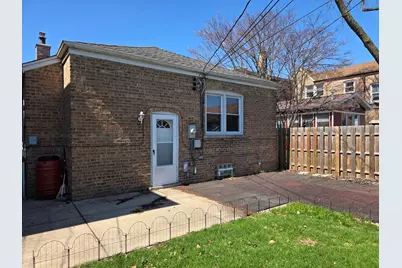 10937 S Artesian Avenue, Chicago, IL 60655 - Photo 9