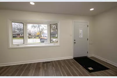 414 Shabbona Drive, Park Forest, IL 60466 - Photo 3