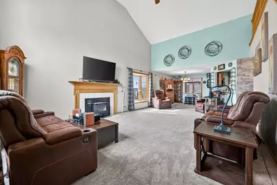 4653 Lindbloom Lane, Cherry Valley, IL 61016 - Photo 7