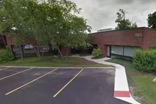 925 N Plum Grove Rd, Schaumburg, IL 60173 - Photo 1