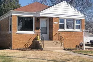 449 N Jackson Blvd, Hillside, IL 60162 - Photo 1