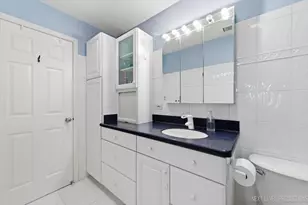 870 S Kilkenny Dr, Wheaton, IL 60189 - Photo 17