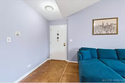 870 S Kilkenny Drive #D, Wheaton, IL 60189 - Photo 3