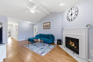 870 S Kilkenny Dr, Wheaton, IL 60189 - Photo 5