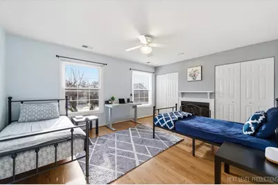 870 S Kilkenny Drive #D, Wheaton, IL 60189 - Photo 13