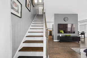 6508 Marble Ln, Carpentersville, IL 60110 - Photo 13