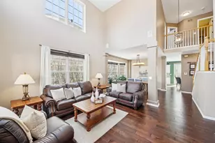 1195 Hadley Cir, Gurnee, IL 60031 - Photo 11