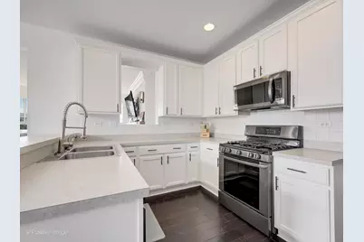 [Address not provided], West Chicago, IL 60185 - Photo 13