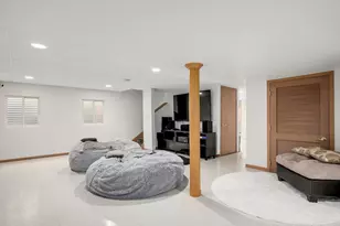 2598 Barnhart St, West Chicago, IL 60185 - Photo 25