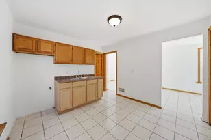 1507 S 51st Ave, Cicero, IL 60804 - Photo 5