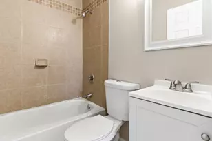 796 E 163rd St, South Holland, IL 60473 - Photo 15