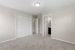 796 E 163rd St, South Holland, IL 60473 - Photo 11