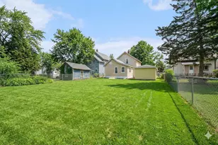 819 Pearl St, Aurora, IL 60505 - Photo 15