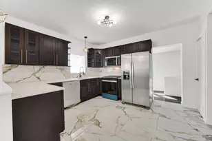 1005 W 123rd St, Calumet Park, IL 60827 - Photo 13