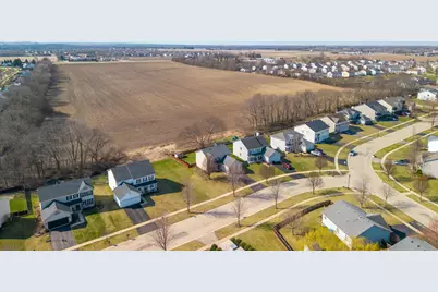 3504 Boyer Lane, Plano, IL 60545 - Photo 3