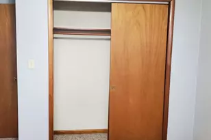 728 N 2853rd Rd, Utica, IL 61373 - Photo 9