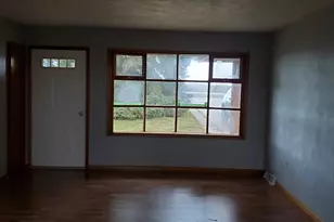 728 N 2853rd Rd, Utica, IL 61373 - Photo 3