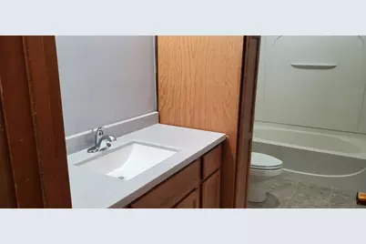 728 N 2853rd Road #1, Utica, IL 61373 - Photo 11