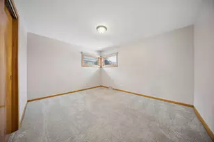 8229 W Giddings St, Norridge, IL 60706 - Photo 7