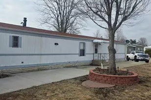 541 Park Ave, Belvidere, IL 61008 - Photo 3