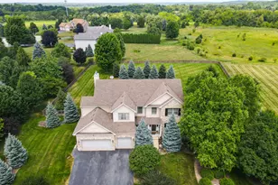 3822 Magnolia Dr, Spring Grove, IL 60081 - Photo 5