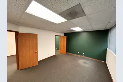 651 W Terra Cotta Avenue, Crystal Lake, IL 60014 - Photo 7