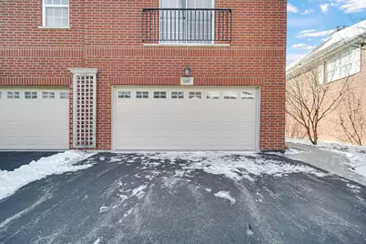 947 Kensington Drive #7-E3, Northbrook, IL 60062 - Photo 3