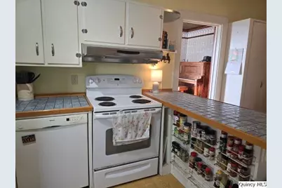 1560 Main Street, Warsaw, IL 62379 - Photo 13