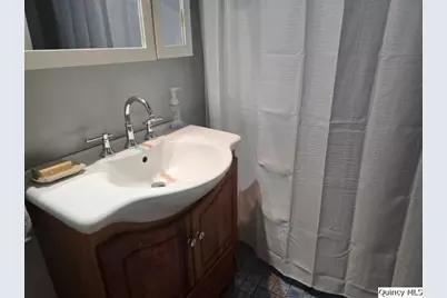 1560 Main Street, Warsaw, IL 62379 - Photo 15