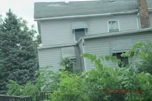 233 Buena Vista St, Paris, IL 61944 - Photo 9