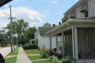 233 Buena Vista St, Paris, IL 61944 - Photo 11