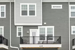 137 Yorktown Ct, Libertyville, IL 60048 - Photo 17