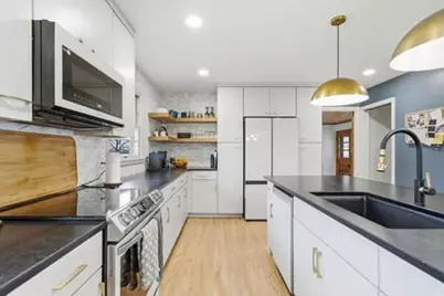 1920 S 4th Street, Dekalb, IL 60115 - Photo 9