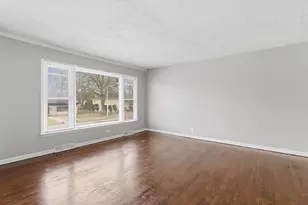 15217 Waterman Dr, South Holland, IL 60473 - Photo 3