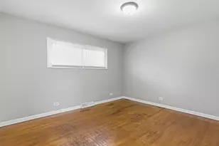 15217 Waterman Dr, South Holland, IL 60473 - Photo 5