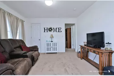 301 Tanager Drive, Woodstock, IL 60098 - Photo 15