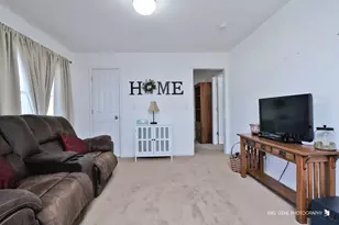 301 Tanager Dr, Woodstock, IL 60098 - Photo 15