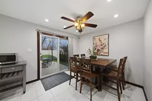 12324 Partridge Ln, Orland Park, IL 60467 - Photo 9